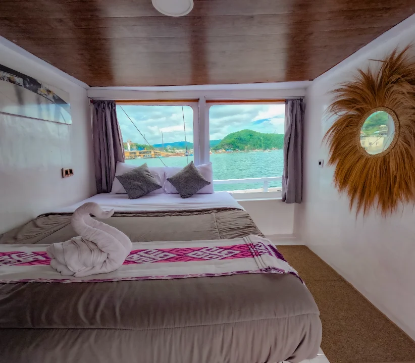 Private-Cabin-3-Island-converted