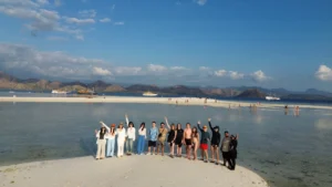 Komodo Tour Cost, Komodo Trip, Indonesia Komodo Tour